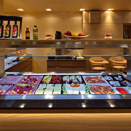 Best Western Plus, Bathurst Hotel & Suites Esterno foto