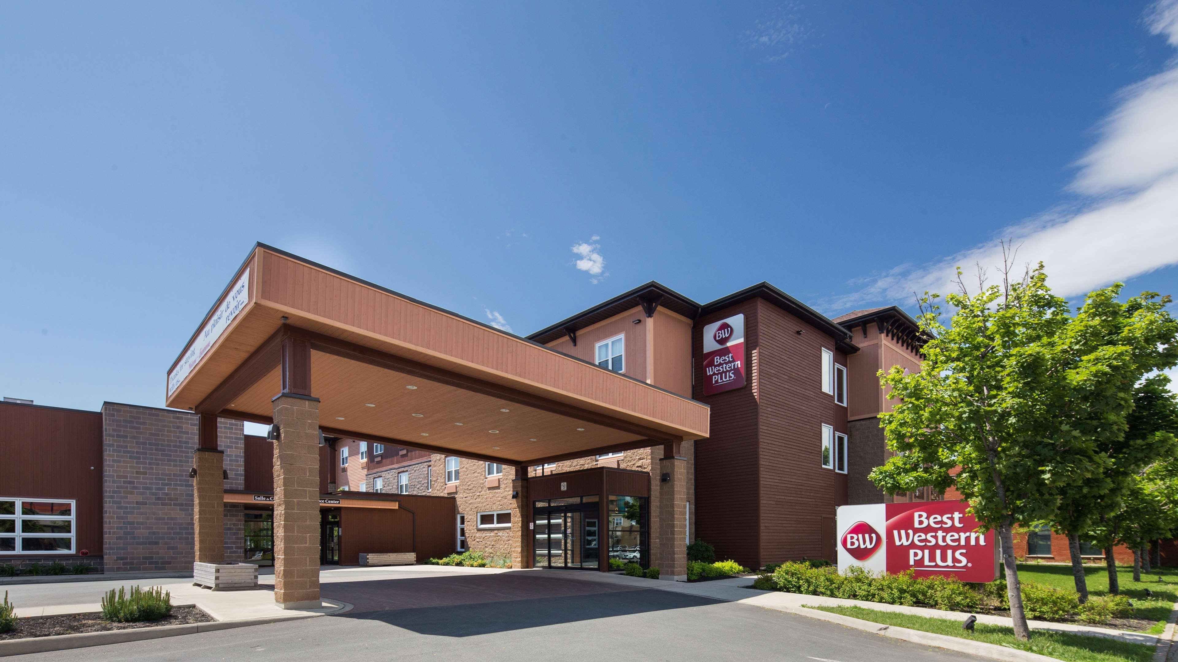 Best Western Plus, Bathurst Hotel & Suites Esterno foto